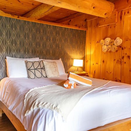 Auberge Couleurs De France Lac-Simon Ngoại thất bức ảnh