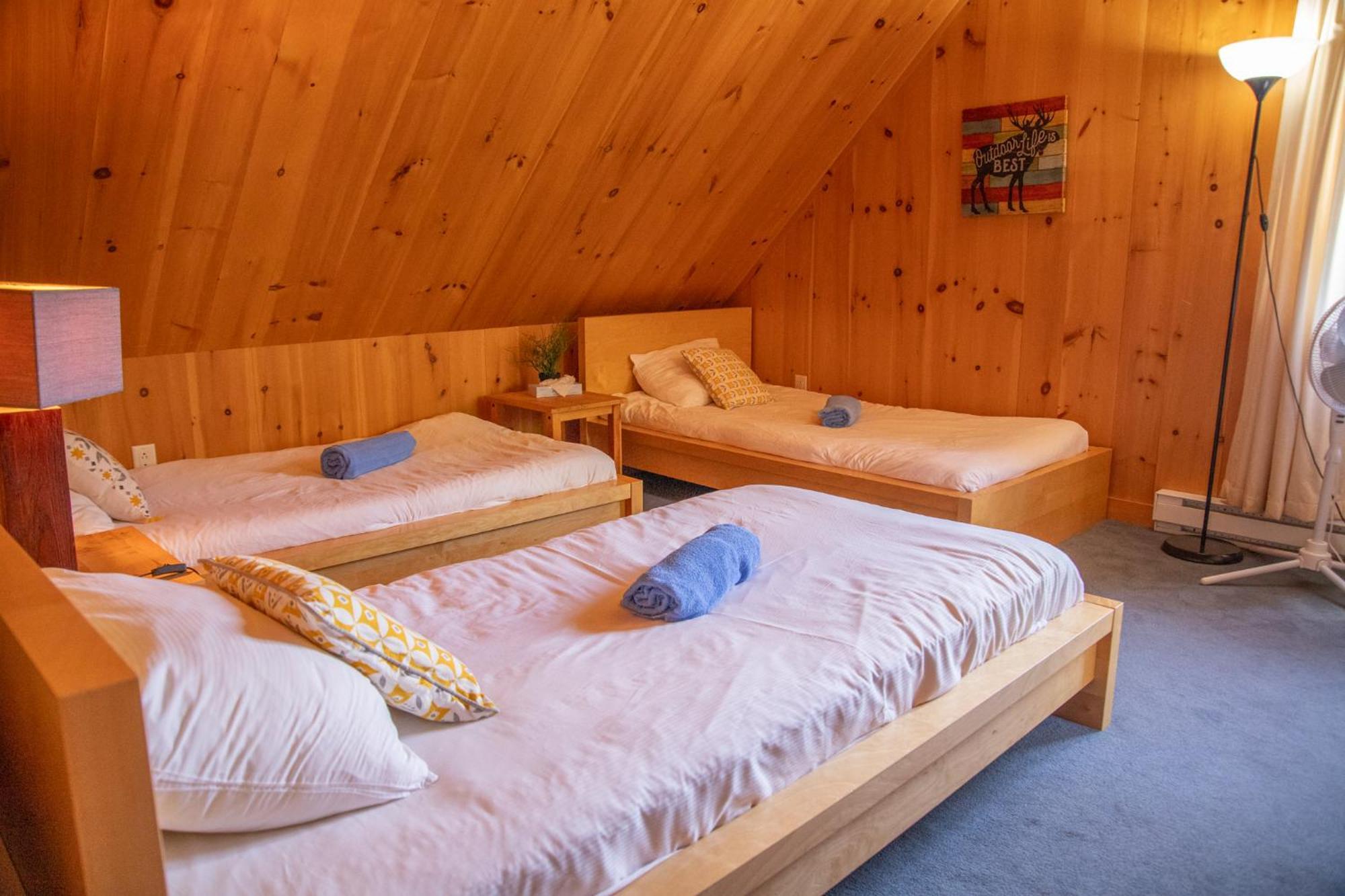 Auberge Couleurs De France Lac-Simon Ngoại thất bức ảnh