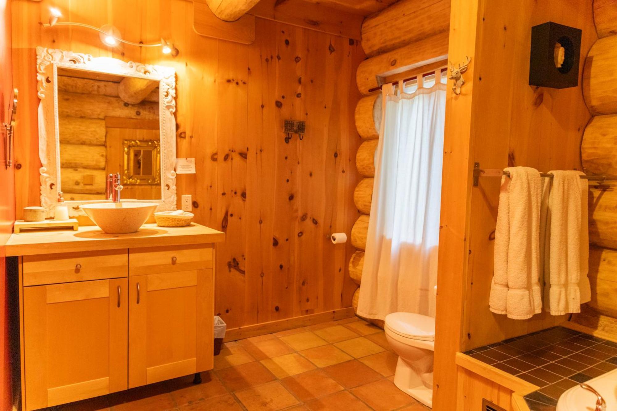 Auberge Couleurs De France Lac-Simon Ngoại thất bức ảnh