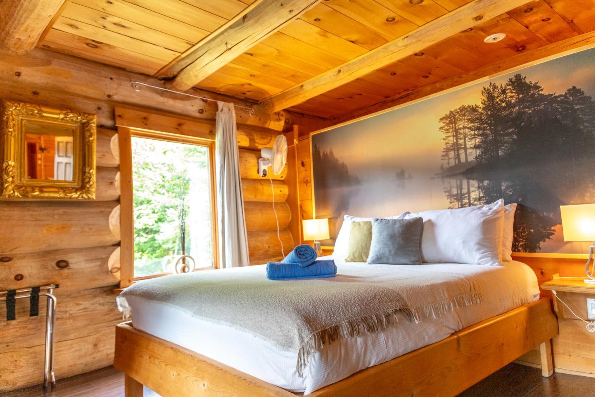 Auberge Couleurs De France Lac-Simon Ngoại thất bức ảnh